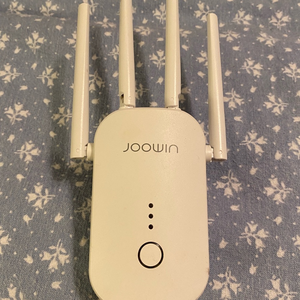 WiFi range extender 1200Mbps dual band repeater